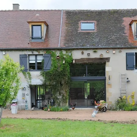 Le Champ Bagnolet Bed and Breakfast