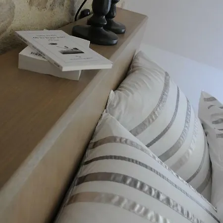 Le Champ Bagnolet Bed and Breakfast